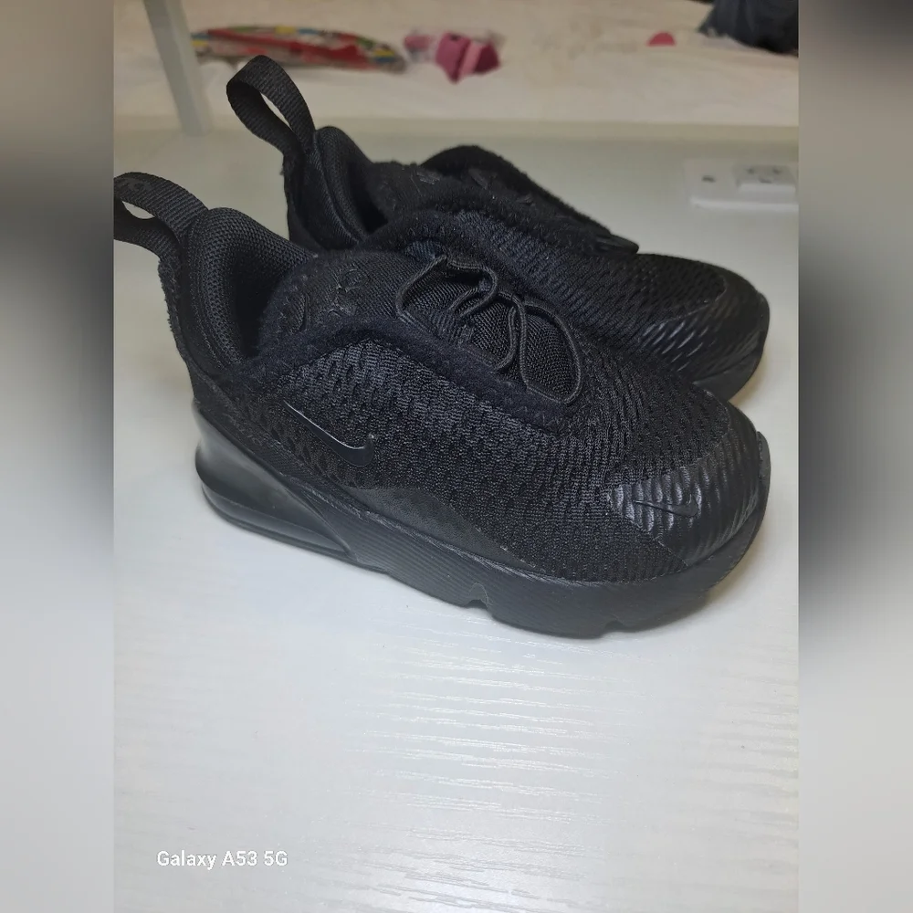 Nike Kids Black Sneakers